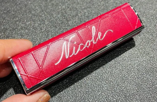 Exploring Hot Foiling for Customised Calligraphy Art Designs in Singapore