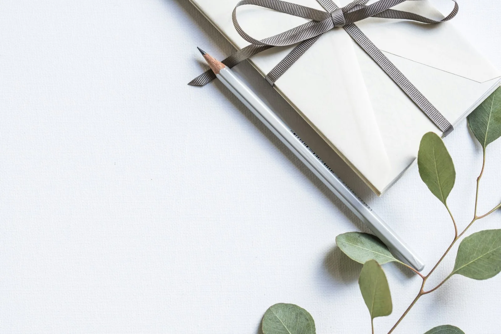 Making an Impression: How Calligraphy Elevates Corporate Event Invitation
