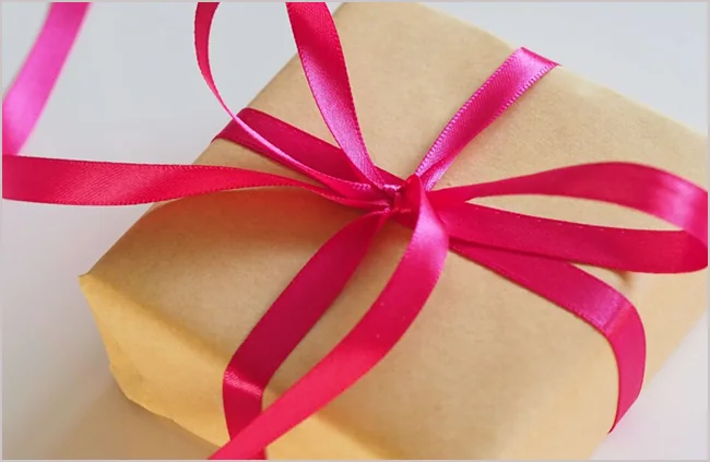 Making the Most of Calligraphy Services in Singapore for Personalised Graduation Gifts